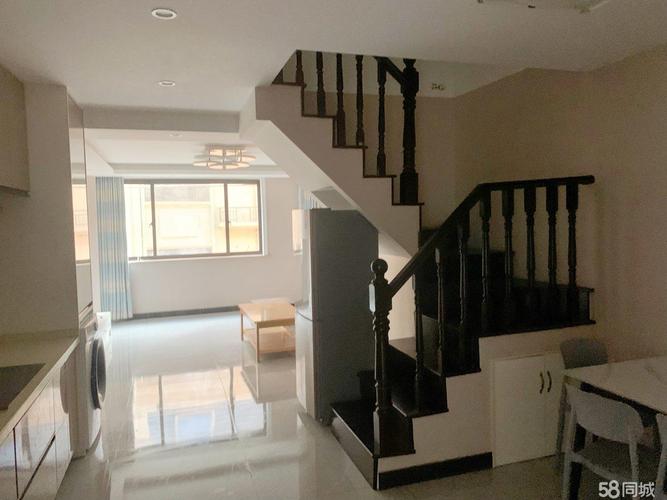 诸暨港龙商贸城loft二手房价格