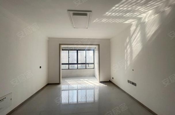 AA九众地产深业华府二手房价格