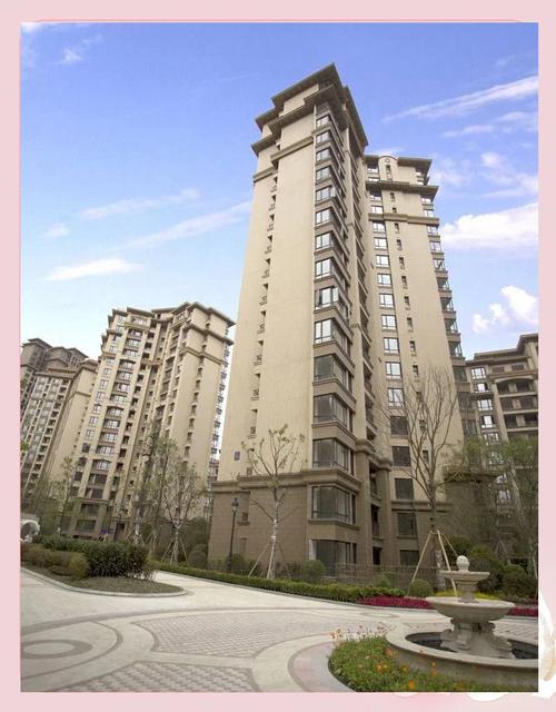 成都鹭湖宫八区a栋二手房价格