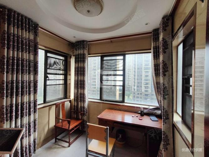 中海国际社区b4二手房