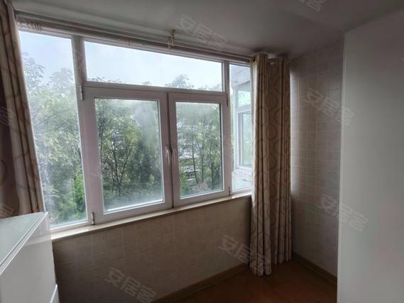 丰台梅源里小区二手房价格f