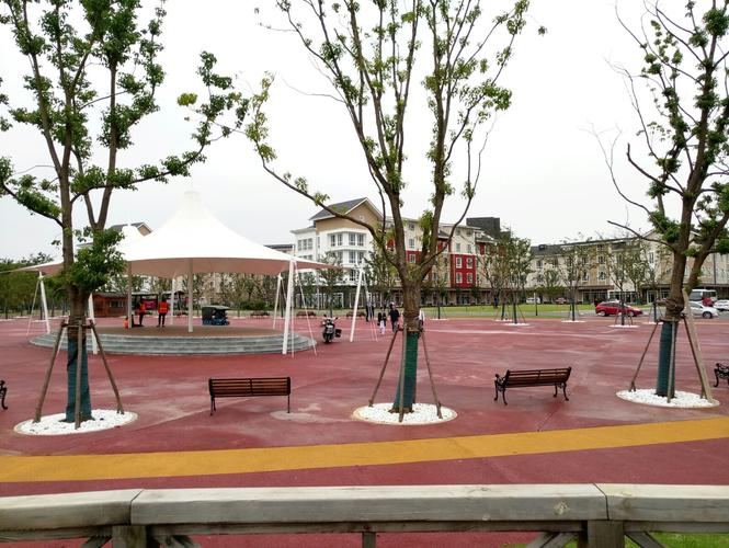 盱眙金陵天泉湖养老社区