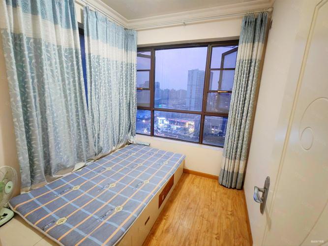 蓝光一号二手房价格是多少