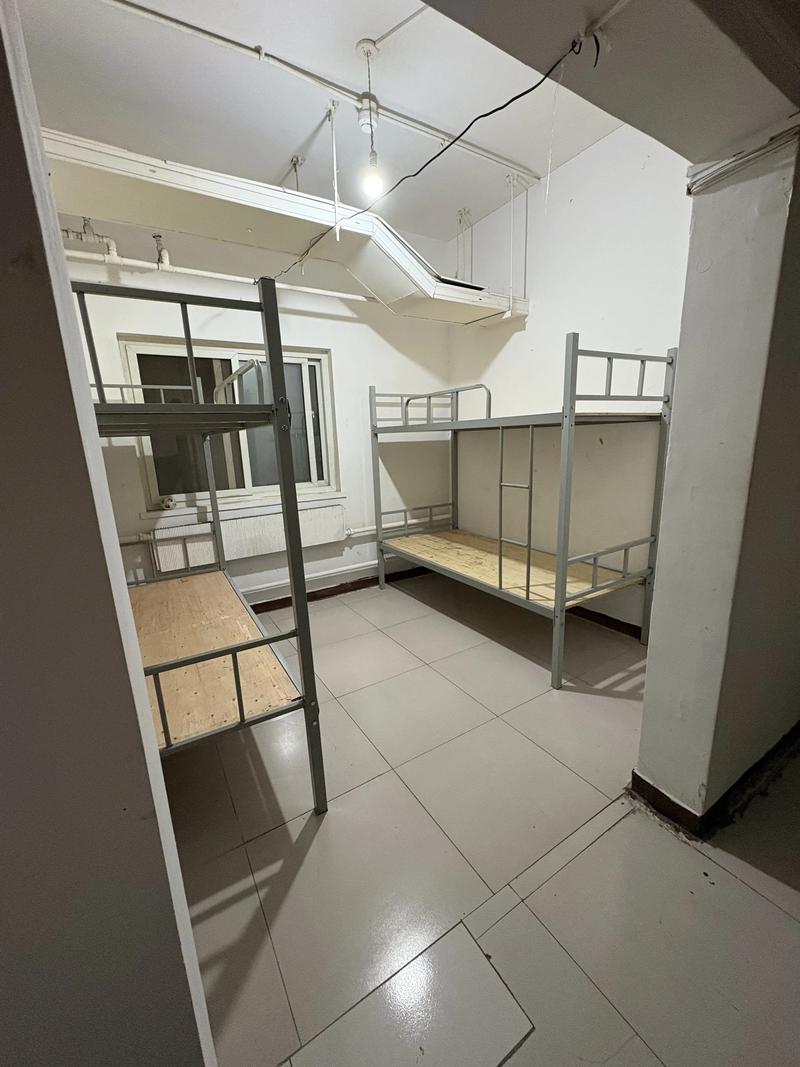 半地下室 租房租房信息