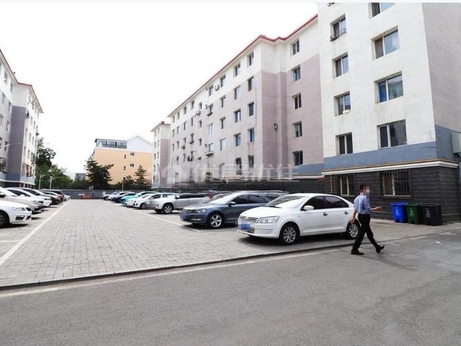 锡盟楼房出售幸福社区