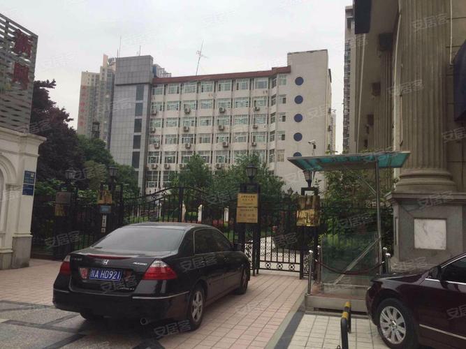 新兴名园附近社区医院