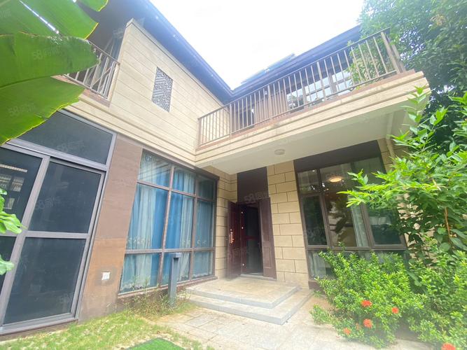 三亚市中心的二手房价格