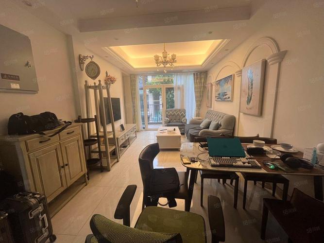 三亚房市中心二手房价格