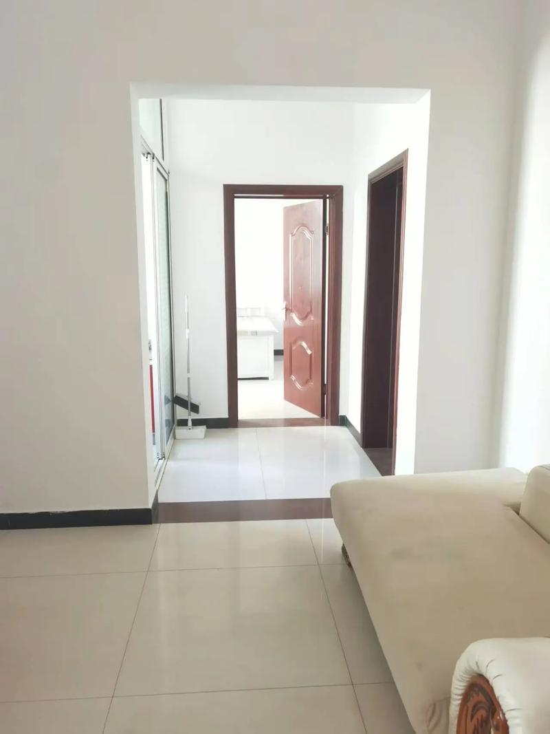 东西湖燕岭社区二手房