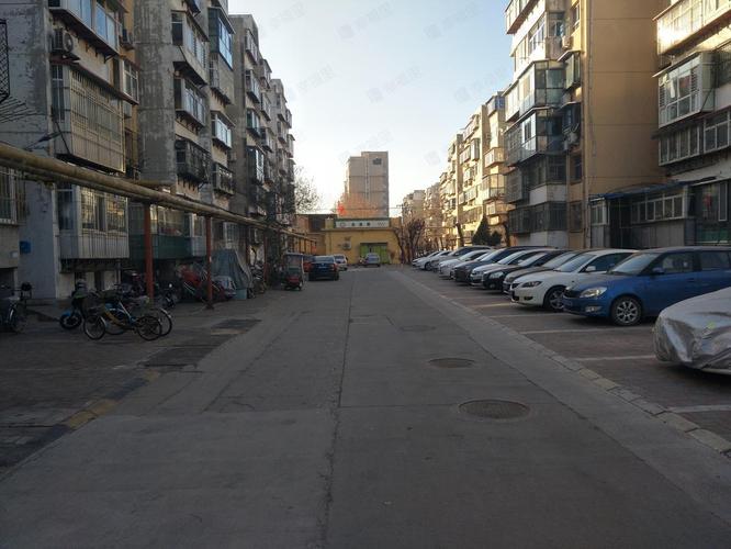 新郑市龙湖镇东苑社区