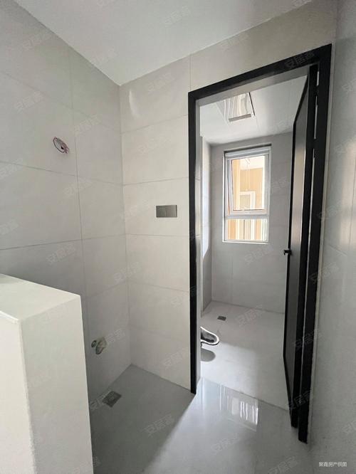 三亚绿地二期二手房价格