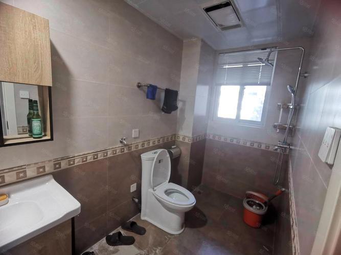 英郡年华国际社区房价