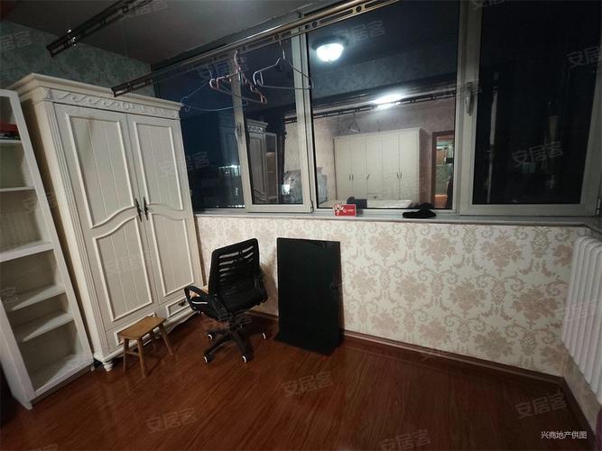 海子角西里社区居委会