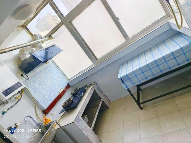 西安秦川社区房屋求售