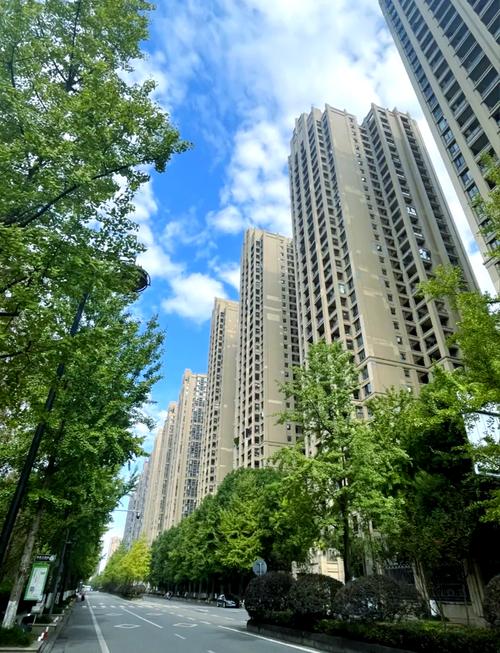 成都伊顿社区二手房价格